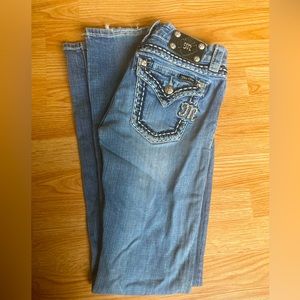 Miss Me Jeans Size 27 Style No. JE5439B5X